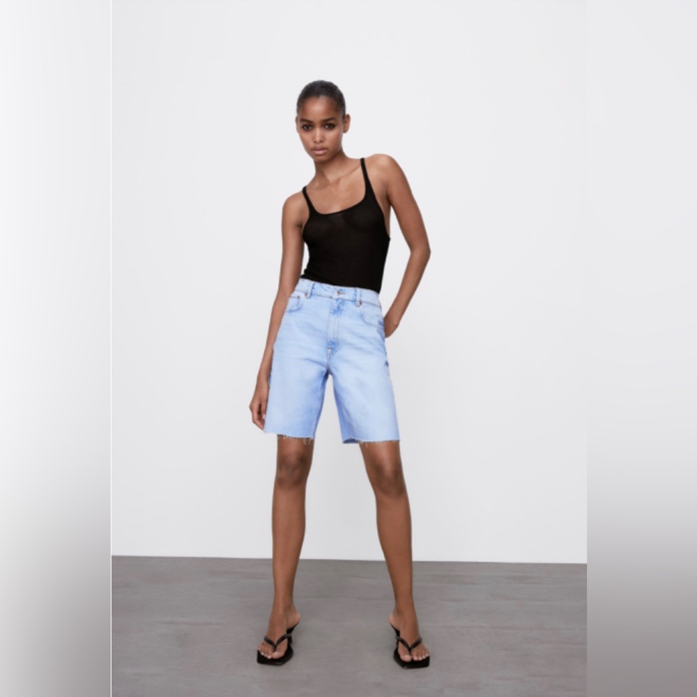 Zara - ZW the 90’s Bermuda short austin blue size 8